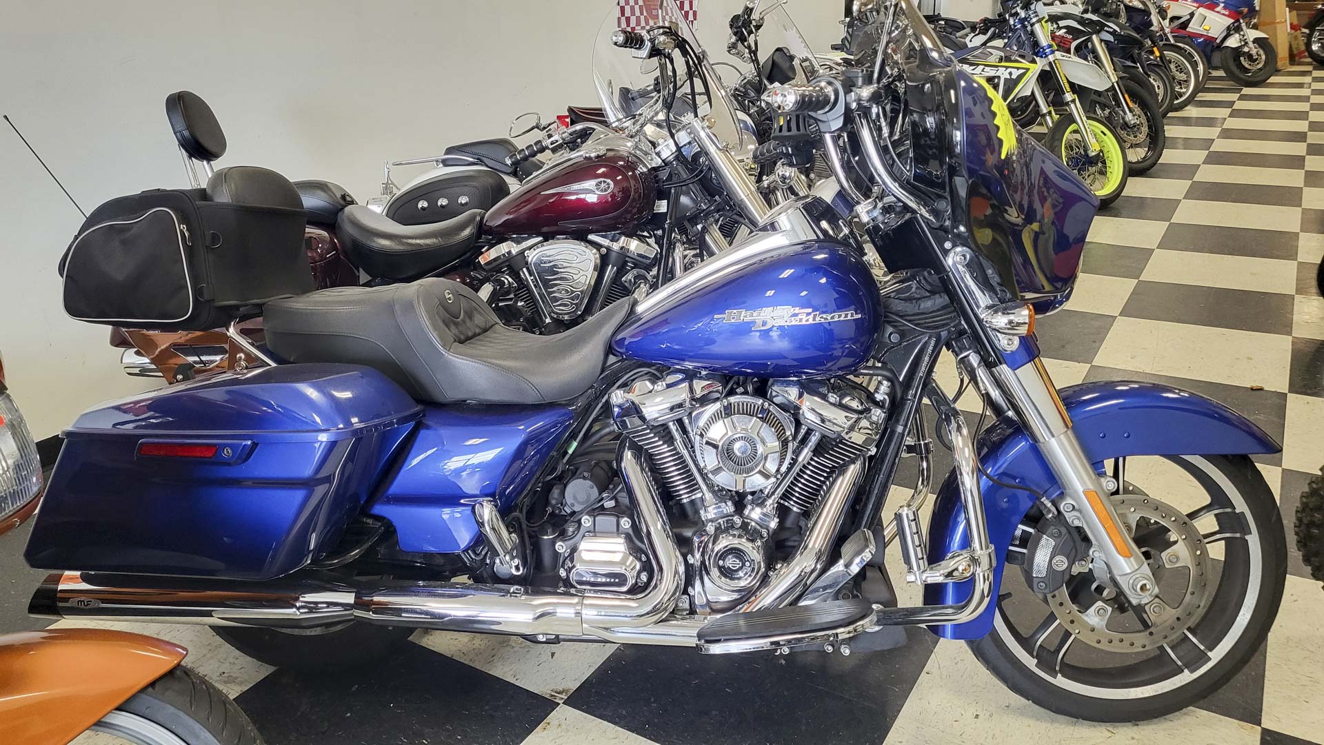 2017 Harley-Davidson Street Glide FLHXS